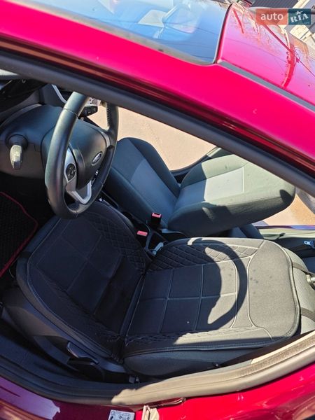 Хэтчбек Ford Fiesta 2011 в Ирпене
