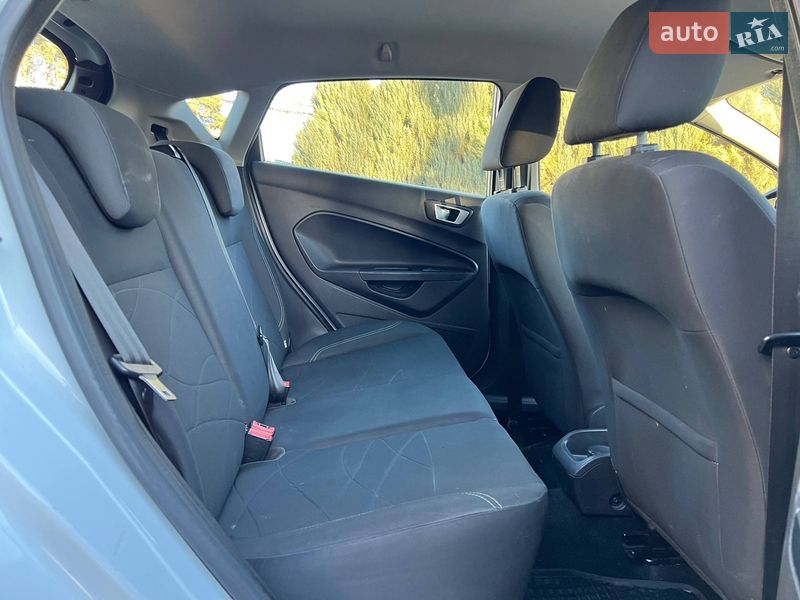 Хетчбек Ford Fiesta 2016 в Києві фото 10 Хетчбек Ford Fiesta 2016 в Києві