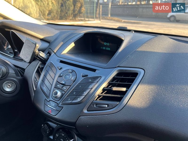 Хетчбек Ford Fiesta 2016 в Києві фото 13 Хетчбек Ford Fiesta 2016 в Києві