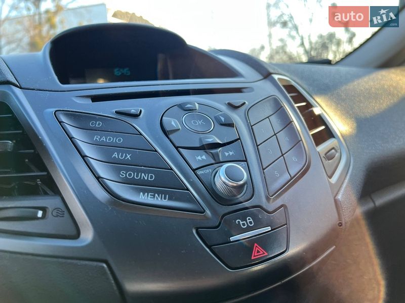Хетчбек Ford Fiesta 2016 в Києві фото 17 Хетчбек Ford Fiesta 2016 в Києві