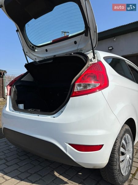 Хэтчбек Ford Fiesta 2010 в Любомле