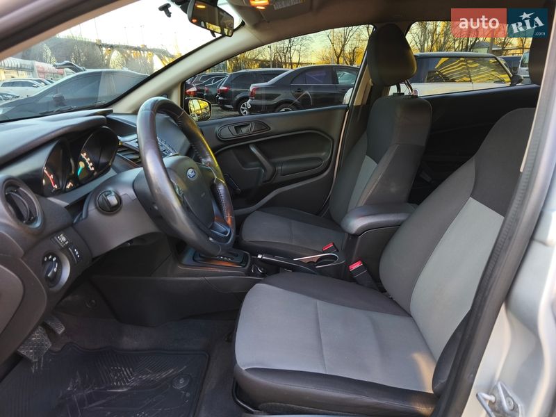 Седан Ford Fiesta 2019 в Днепре