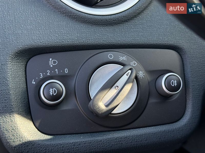 Хэтчбек Ford Fiesta 2011 в Стрые