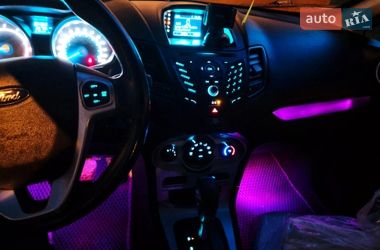 Седан Ford Fiesta 2016 в Львове