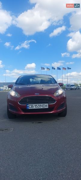 Седан Ford Fiesta 2016 в Львові