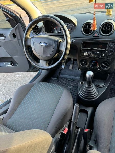 Хетчбек Ford Fiesta 2002 в Одесі