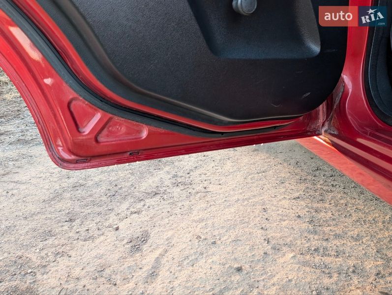 Хетчбек Ford Fiesta 2008 в Калинівці фото 14 Хетчбек Ford Fiesta 2008 в Калинівці