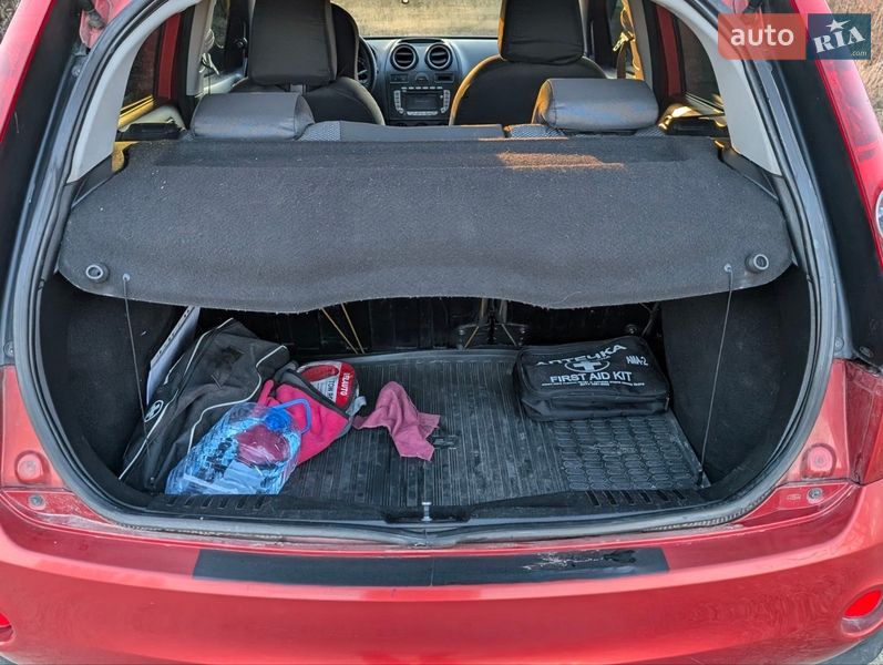 Хетчбек Ford Fiesta 2008 в Калинівці фото 27 Хетчбек Ford Fiesta 2008 в Калинівці