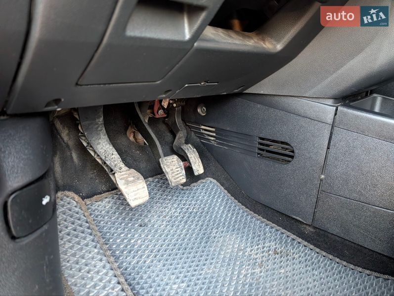 Хетчбек Ford Fiesta 2008 в Калинівці фото 37 Хетчбек Ford Fiesta 2008 в Калинівці