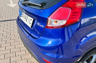 Хетчбек Ford Fiesta 2015 в Красилові