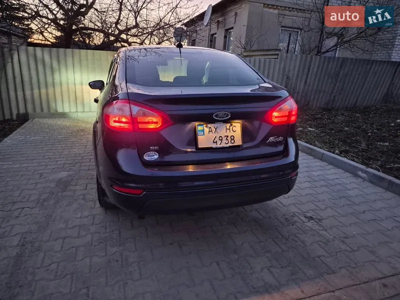 Ford Fiesta 2015 VIN 3FADP4BJ7GM103570 фото оголошення 4 з 54
