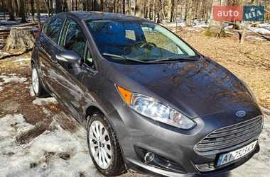 Хэтчбек Ford Fiesta 2017 в Киеве