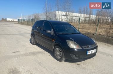 Хэтчбек Ford Fiesta 2007 в Коростене