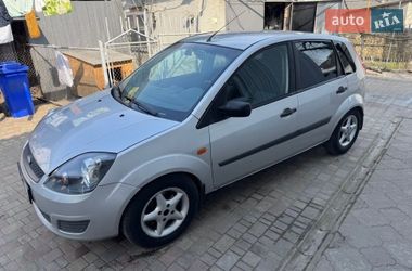 Хэтчбек Ford Fiesta 2006 в Бурштыне