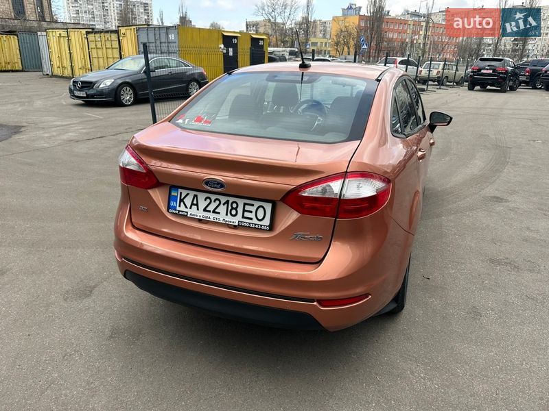 Седан Ford Fiesta 2017 в Киеве