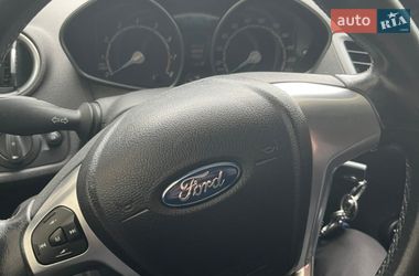 Хэтчбек Ford Fiesta 2013 в Киеве