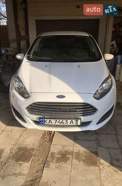 Седан Ford Fiesta 2017 в Киеве