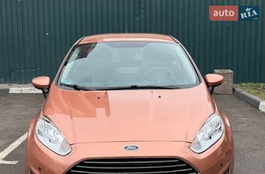 Хэтчбек Ford Fiesta 2017 в Киеве