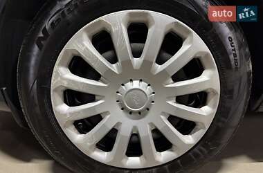 Хэтчбек Ford Fiesta 2013 в Киеве