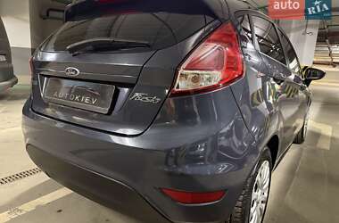 Хэтчбек Ford Fiesta 2013 в Киеве