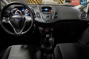 Хэтчбек Ford Fiesta 2013 в Киеве