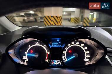Хэтчбек Ford Fiesta 2013 в Киеве