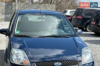 Хэтчбек Ford Fiesta 2008 в Луцке