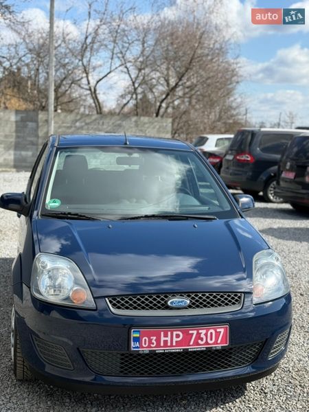 Хэтчбек Ford Fiesta 2008 в Луцке