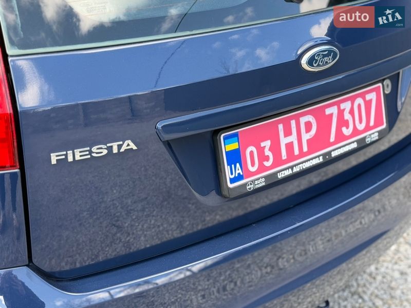 Хэтчбек Ford Fiesta 2008 в Луцке