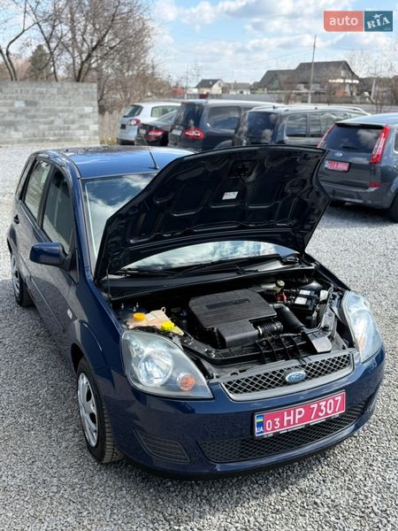 Хэтчбек Ford Fiesta 2008 в Луцке