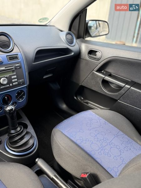 Хэтчбек Ford Fiesta 2008 в Луцке