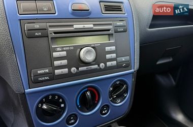 Хэтчбек Ford Fiesta 2008 в Луцке