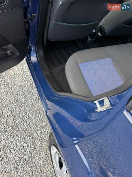 Хэтчбек Ford Fiesta 2008 в Луцке