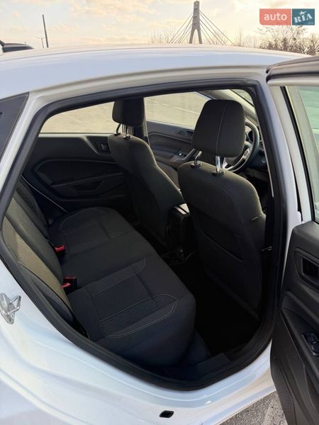 Седан Ford Fiesta 2019 в Киеве