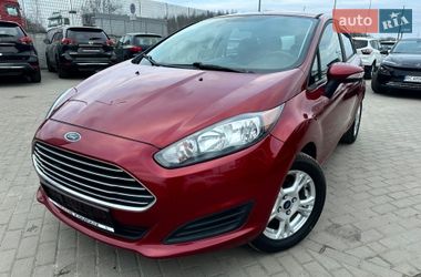 Хэтчбек Ford Fiesta 2015 в Львове