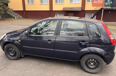 Хэтчбек Ford Fiesta 2004 в Радомышле
