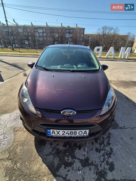 Хэтчбек Ford Fiesta 2011 в Харькове фото 4 Хэтчбек Ford Fiesta 2011 в Харькове
