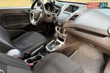 Седан Ford Fiesta 2015 в Киеве
