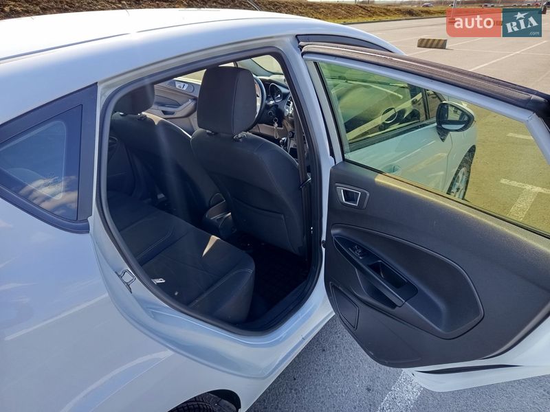 Хетчбек Ford Fiesta 2014 в Львові фото 11 Хетчбек Ford Fiesta 2014 в Львові