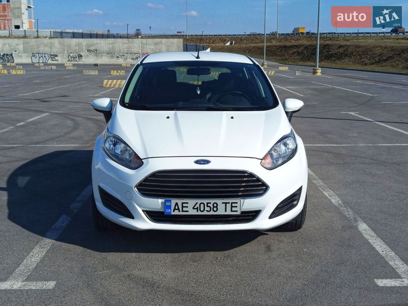 Хетчбек Ford Fiesta 2014 в Львові фото 7 Хетчбек Ford Fiesta 2014 в Львові