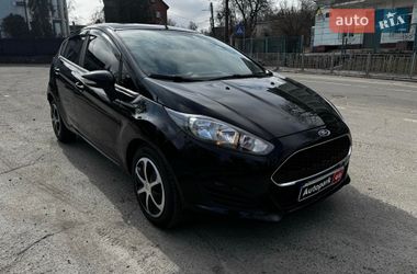 Хэтчбек Ford Fiesta 2016 в Киеве