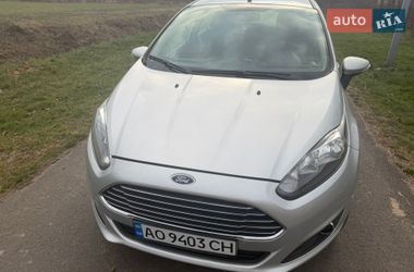 Хэтчбек Ford Fiesta 2013 в Мукачево