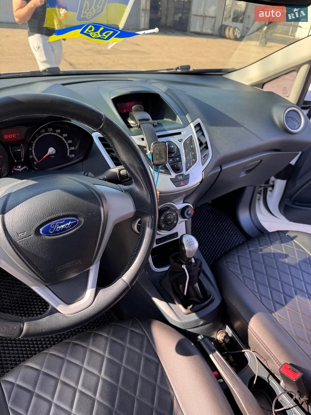 2012 Ford Fiesta - мініатюра 10