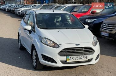 Хэтчбек Ford Fiesta 2014 в Полтаве