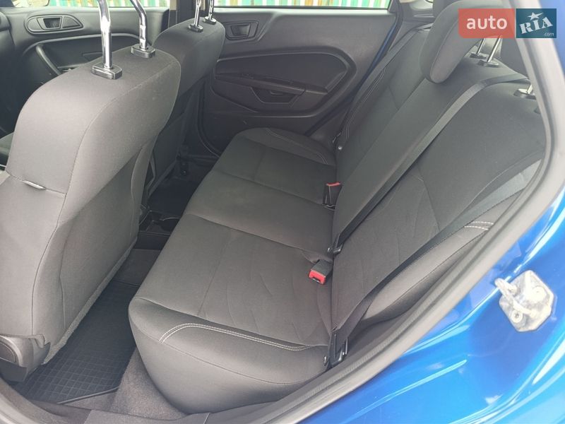 Седан Ford Fiesta 2018 в Івано-Франківську