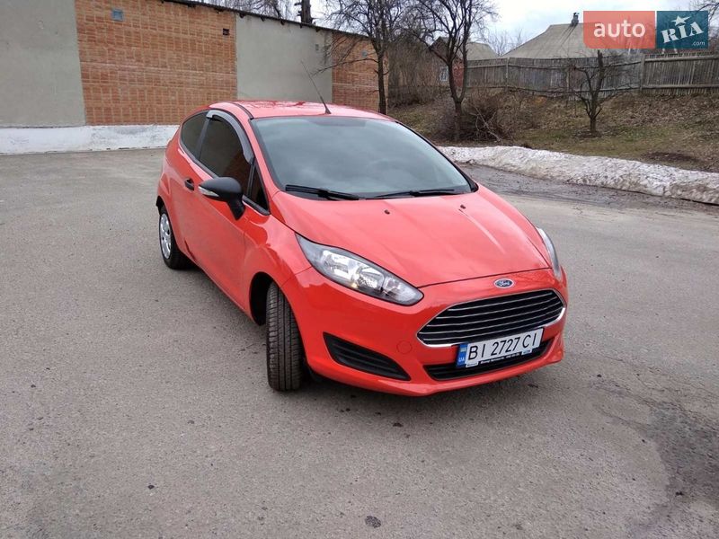 Хетчбек Ford Fiesta 2013 в Лубнах