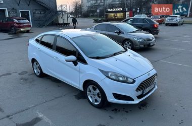 Седан Ford Fiesta 2019 в Києві
