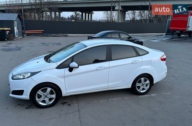 Седан Ford Fiesta 2019 в Киеве