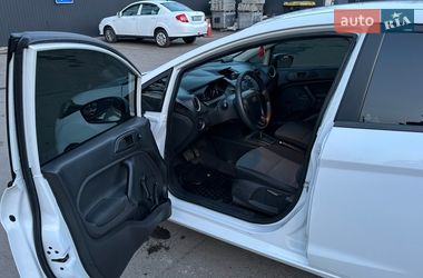 Седан Ford Fiesta 2019 в Киеве