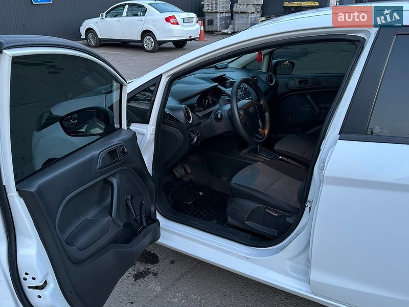 Седан Ford Fiesta 2019 в Киеве